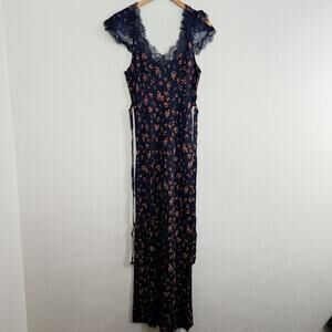 NEW Rumored Frontier Spanish Poppy Black Red Floral Lace Maxi Dress Small